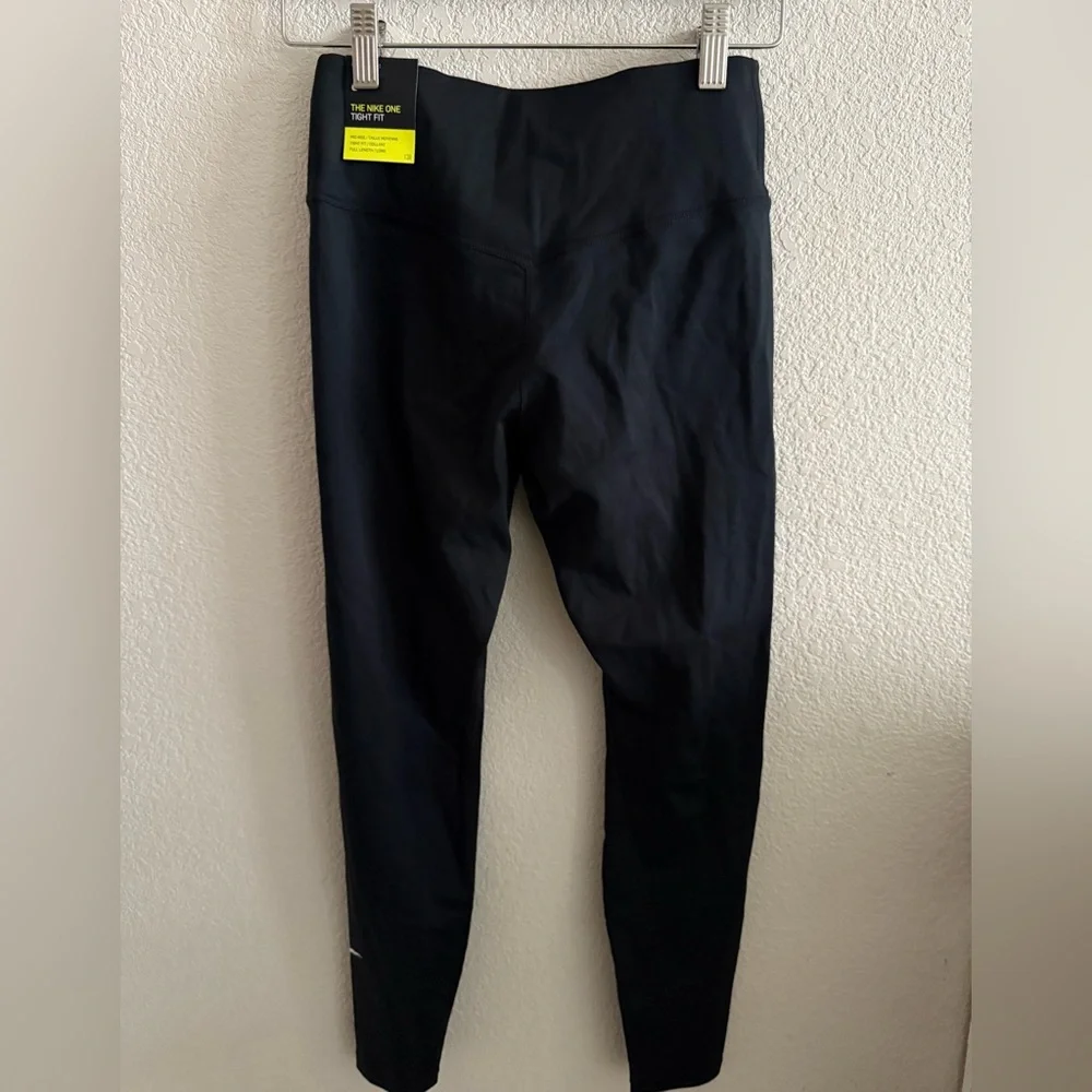 Nike Black Tight Fit Leggings